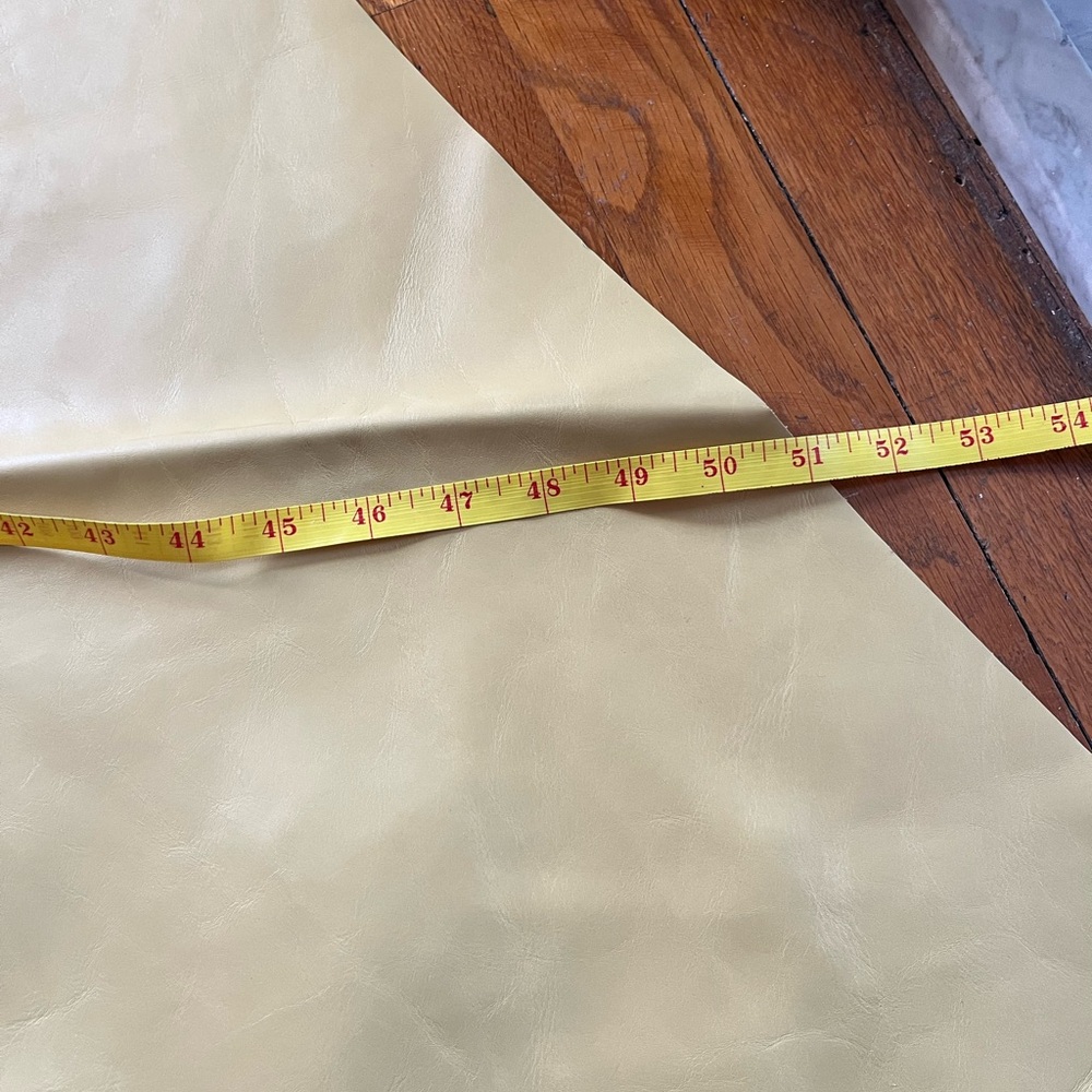 Lemon Yellow Leather - large irregular size - Picture 4 of 13